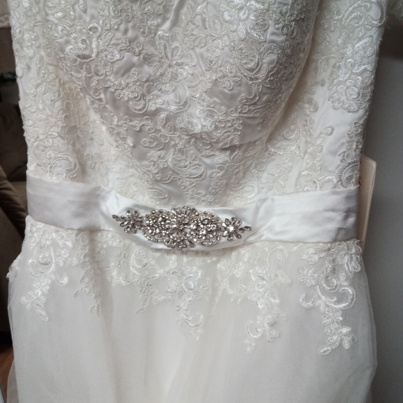 Wedding Dress - Off White - Mingda's Dress - Picture 9 of 13